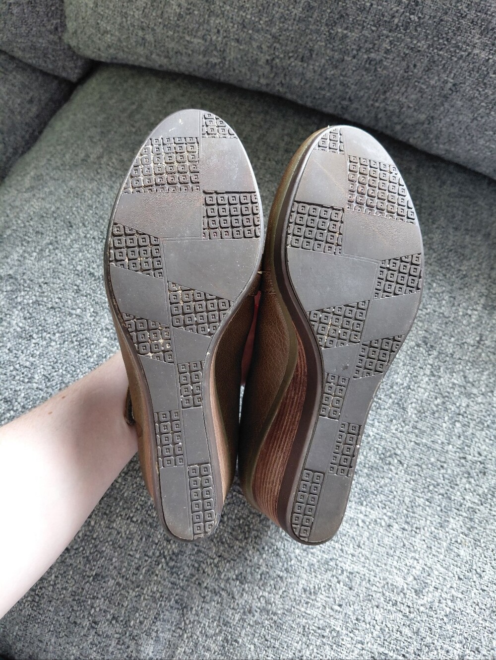 Y2K TSUBO Karris Olive Green Earth Toned Mary Jane Leather Wedges Size 7 - Picture 7 of 7